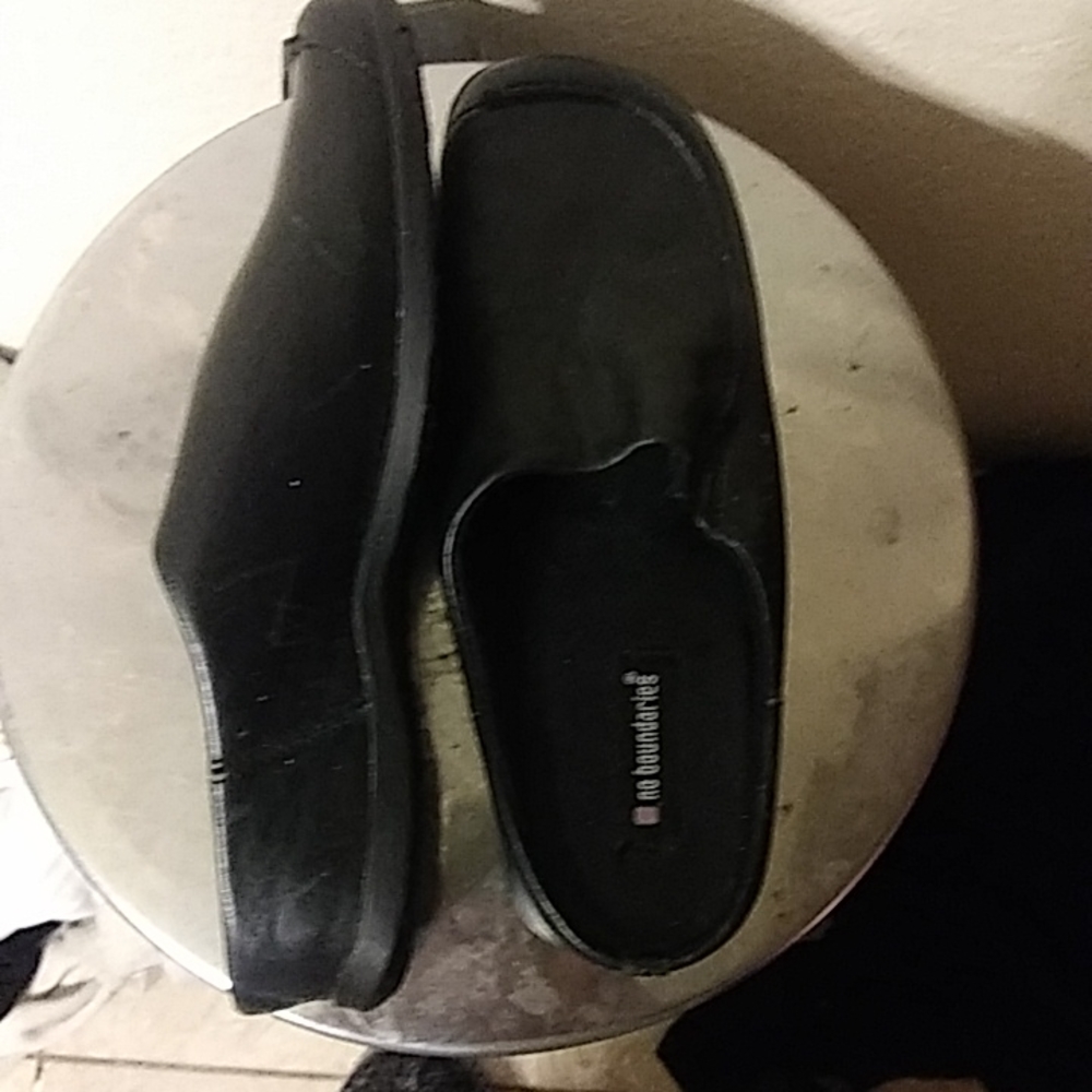 Black shoes